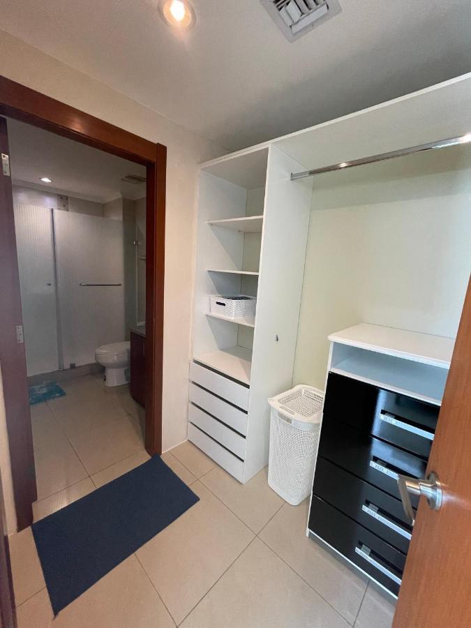 Apartamento Vista Al Rio Puerto Santana Riverfront 1 جواياكيل المظهر الخارجي الصورة